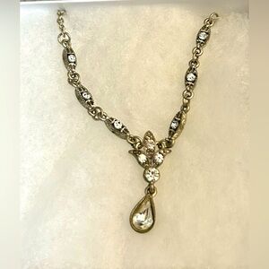 1928 drop statement silver colored necklace with rhinestones